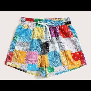 SHEIN Paisley Print Patchwork Slant Pocket Shorts